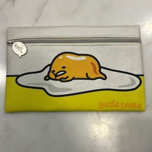 NWOT Ipsy makeup bag